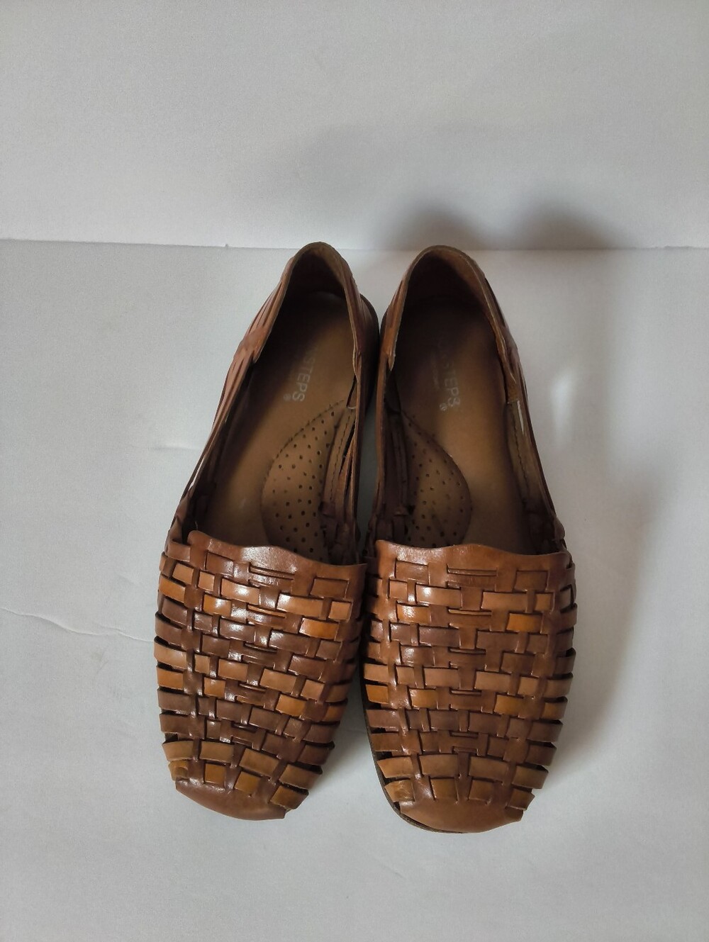 Woven Leather Slip On Sandal/Loafer Style - Picture 2 of 4